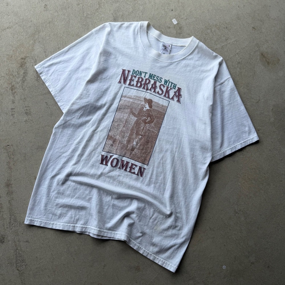 90s Mens Fruit of the Loom Don't Mess With Nebraska Women Graphic Tee Large